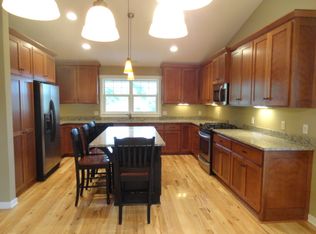 1041 Bay Cir, Annandale, MN 55302