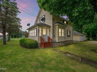 18746 North St, Tontogany, OH 43565