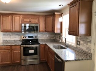 857 Grove Street Ter, Worcester, MA 01605