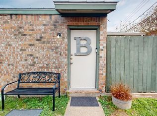 725 Peppertree Dr #9, Bryan, TX 77801
