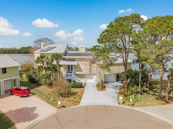 600 Soundview Dr, Palm Harbor, FL 34683