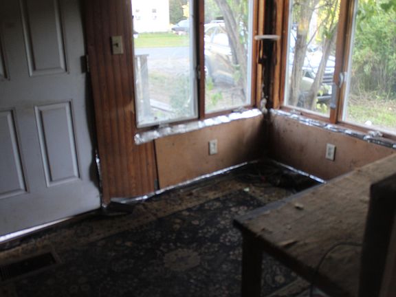 5th image of 72 North Road