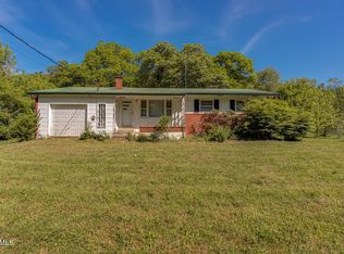 833 Fishers Creek Rd, Rogersville, TN 37857