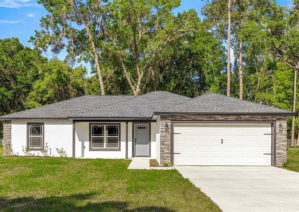 1st image of 624 NE 10th Blvd