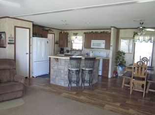 209 Bluebonnet Ln, Childress, TX 79201