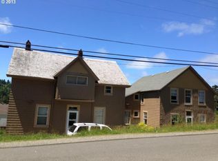935 Jackson St, Port Orford, OR