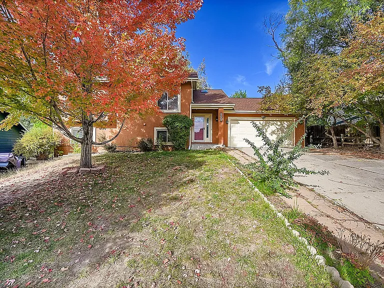 6940 Meadowwood Pl — Photo 30