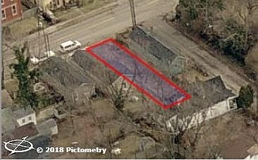 2nd image of 480 W 4th St