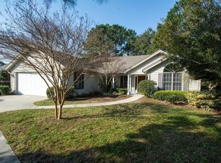 4 Wells East Dr, Hilton Head Island, SC 29926