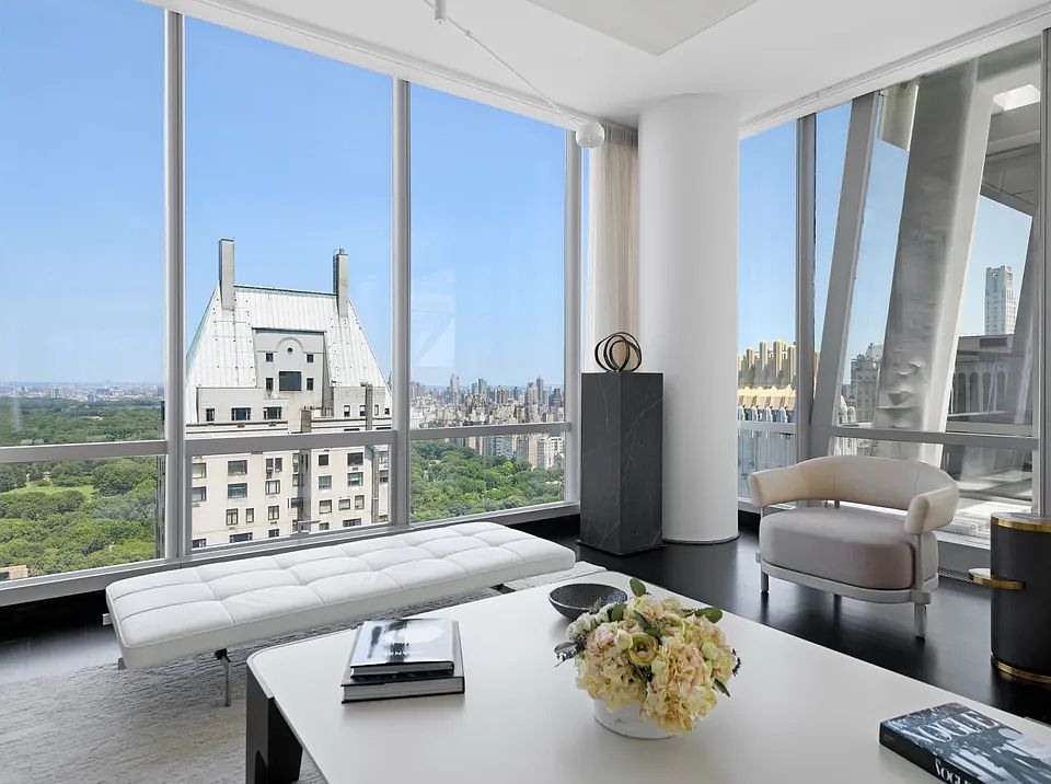 1st image of 157 W 57th St APT 41D