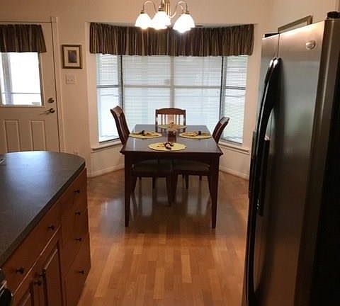 4th image of 8511 Fairbrook Ln