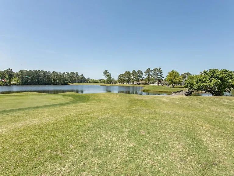 665 Tupelo Ln — Photo 40