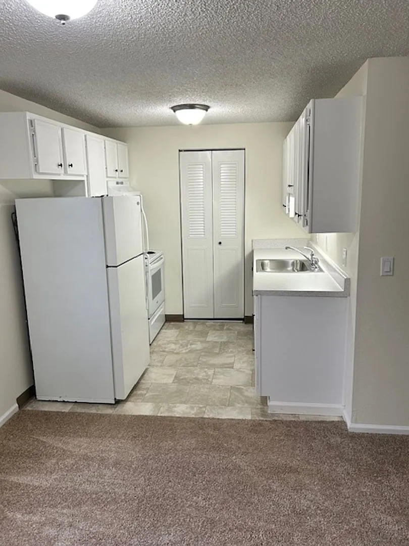 gre01 - 919 U St — Photo 4