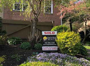 78 Medinah Dr, Reading, PA 19607