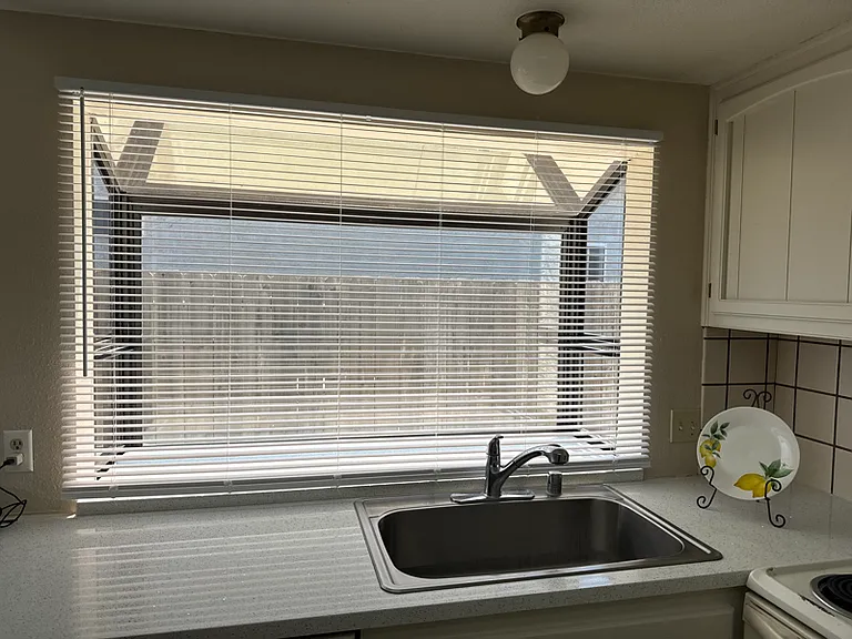 3101 Chestnut Dr — Photo 16