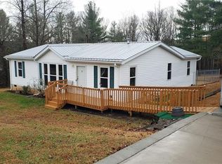 181 Sunrise Ridge Dr, Hendersonville, NC 28792