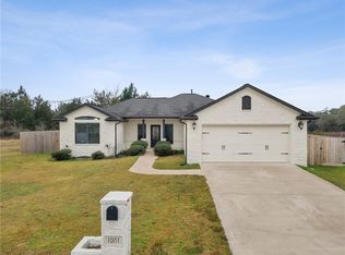 1001 Meadow Wood, Caldwell, TX 77836