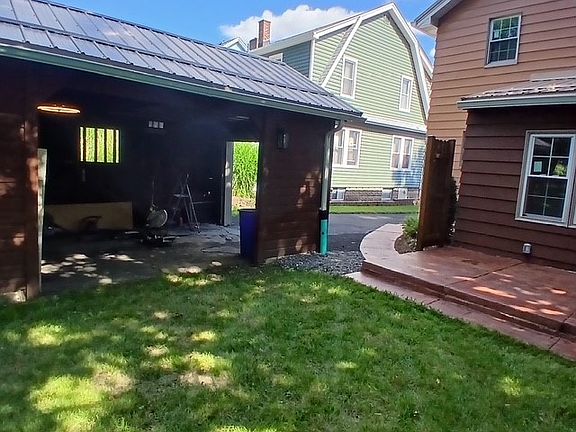5th image of 110 W Garfield Ave