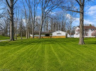 3262 Royalton Rd, North Royalton, OH 44133