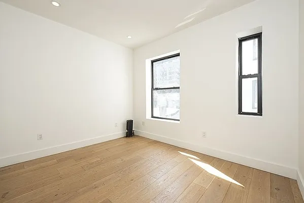 Rented by Abode Residential LLC | media 9