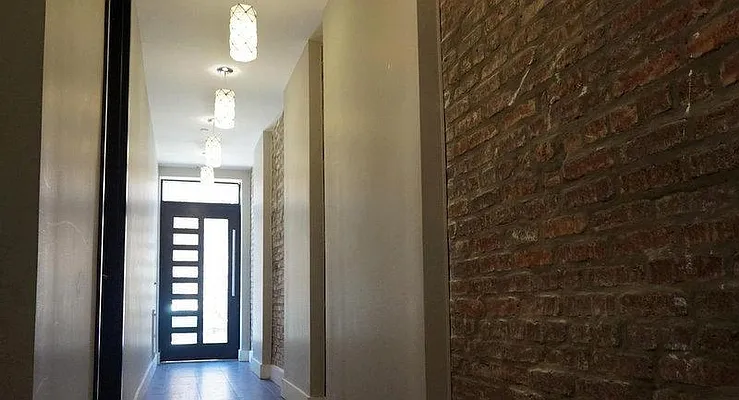 Rented by Loom Group | media 25