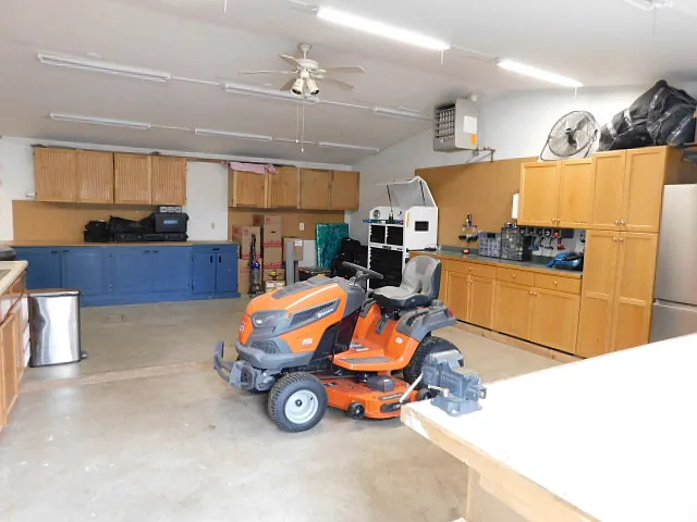 7300 N Esther Dr — Photo 31