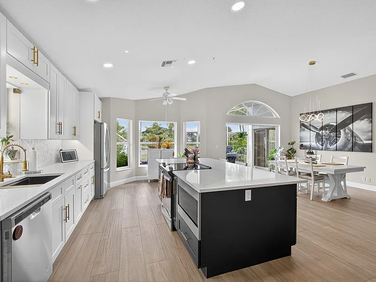 15155 Newquay Ct — Photo 9