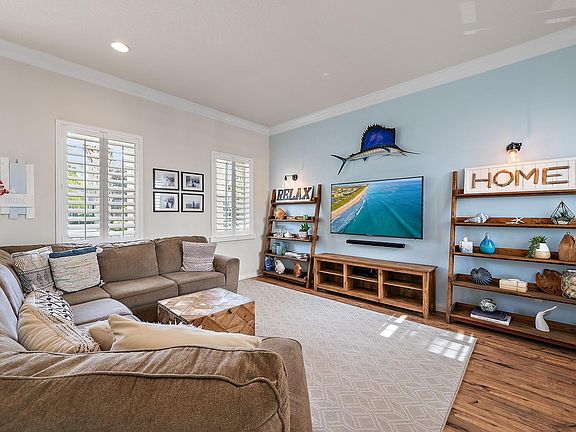 3rd image of 1213 Islamorada Drive