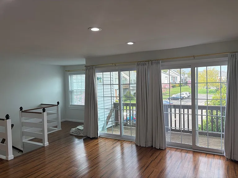 421 Wendover Dr #126B — Photo 8