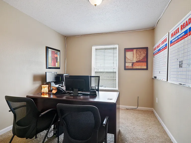 Avalon Apartment Homes — Photo 9