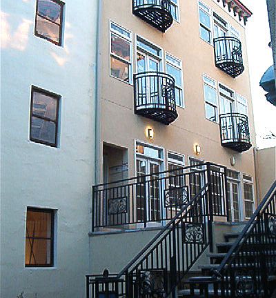 3rd image of 1221 Shackamaxon St #18