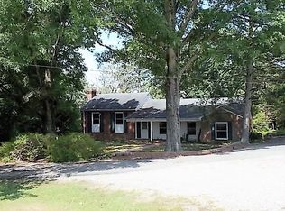 1127 Golf Course Rd, Halifax, VA 24558