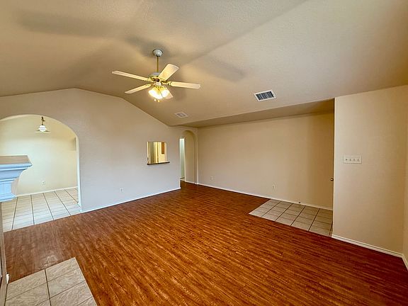 5th image of 175 Joy Lynns Dr