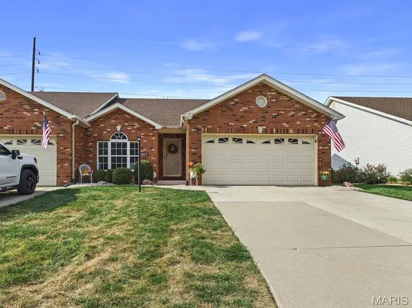 1617 Mont Vista Ave, Godfrey, IL 62035