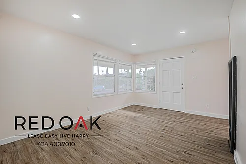 1262 S Maryland Ave #1262 Photo 1