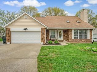 109 Miller Ct, Valmeyer, IL 62295