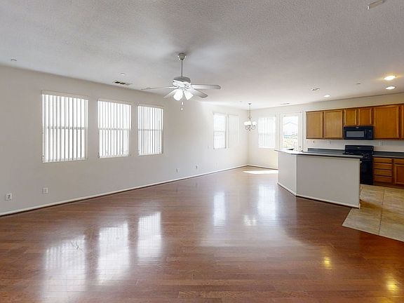 2nd image of 10975 Ragsdale Rd