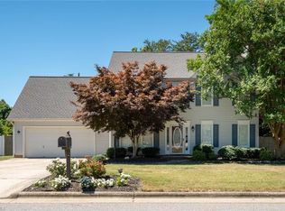 5511 Cornerstaff Dr, Greensboro, NC 27407