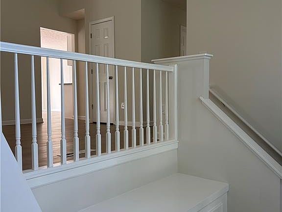 2nd image of 3484 Grovewood Ln