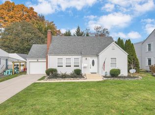 1124 Moundbuilders Rd, Newark, OH 43055