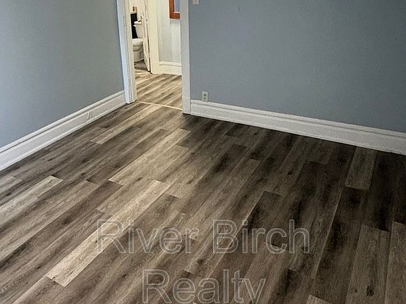 3rd image of 417 E Cook St #B