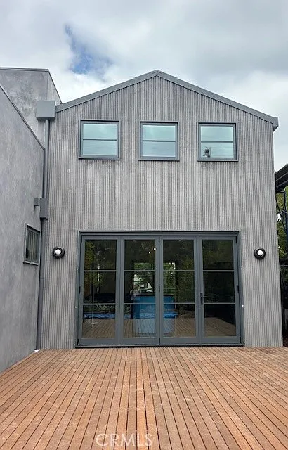 3 bed, 2500 sqft, $9,000 — Photo 3
