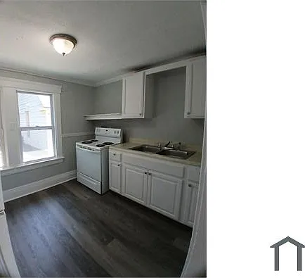 1563 W 102nd St #UP — Photo 2