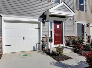 3381 Landmark Ct, Chambersburg, PA 17201