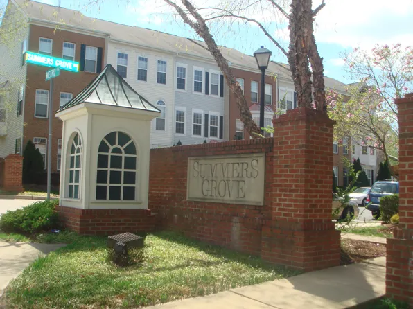 5829 Pearson La, Alexandria, VA 22304