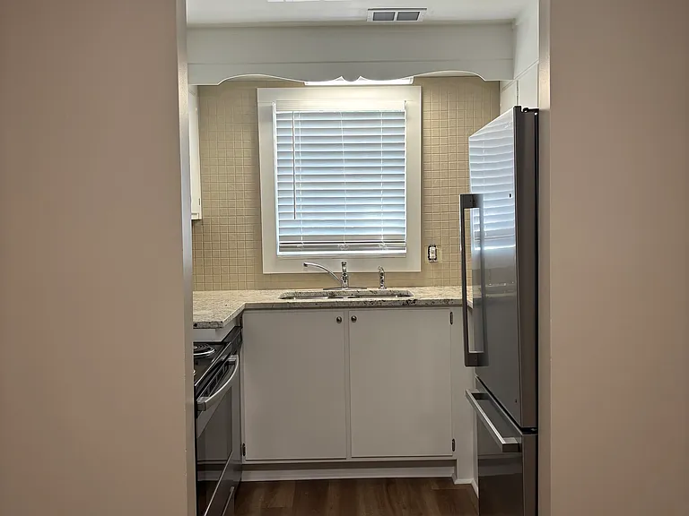 2053 Montreat Cir #C — Photo 3