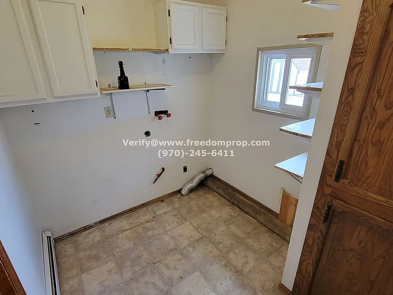 595 Starlight Dr — Photo 8