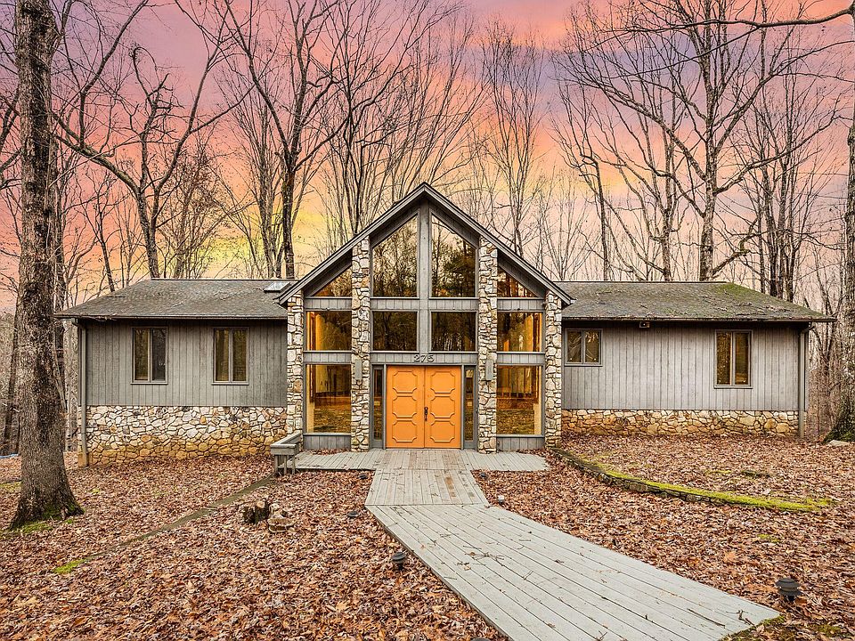 1st image of 275 Riverbend Dr