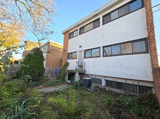 351 W 23rd Pl, Chicago, IL 60616