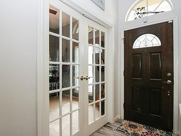 2nd image of 2310 N Mission Cir